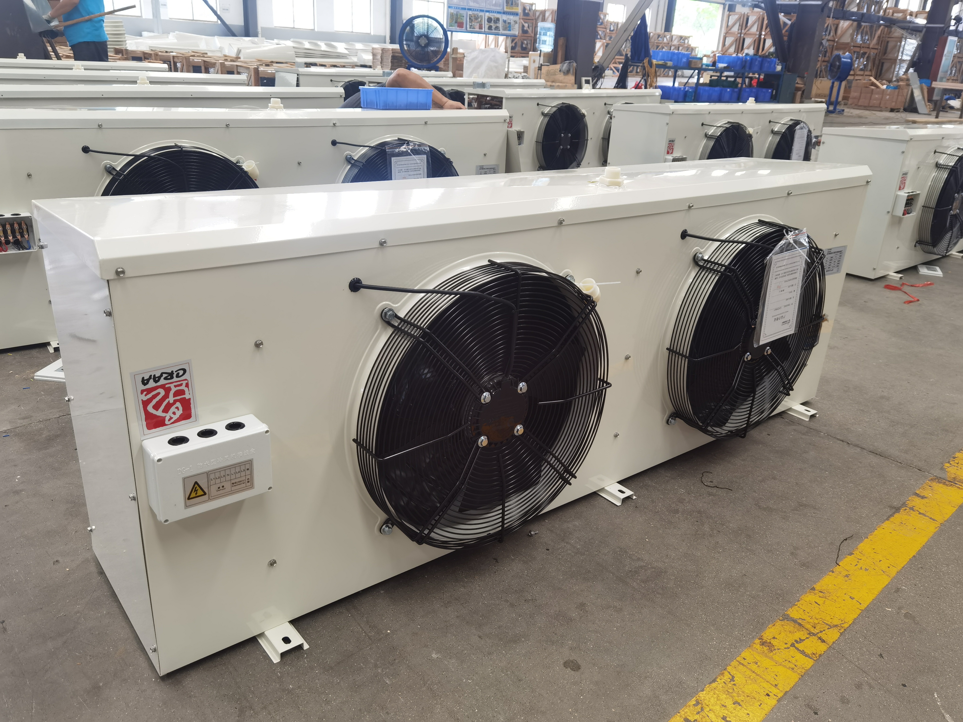Laatste bedrijfsblogs Principes van Industriële Koeling: Compressorcyclus & Warmte-uitwisseling